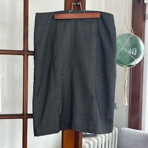 Worthington fully lined skirt